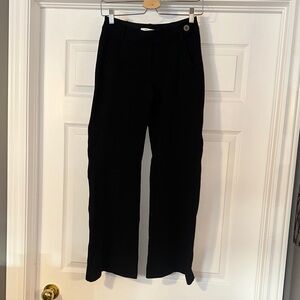 Diane Von Furstenberg Black Wool Blend barrel style pant